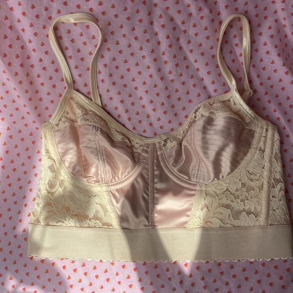 Out from under small underwire vintage lingerie bra So sexy new - Picture 3 of 9